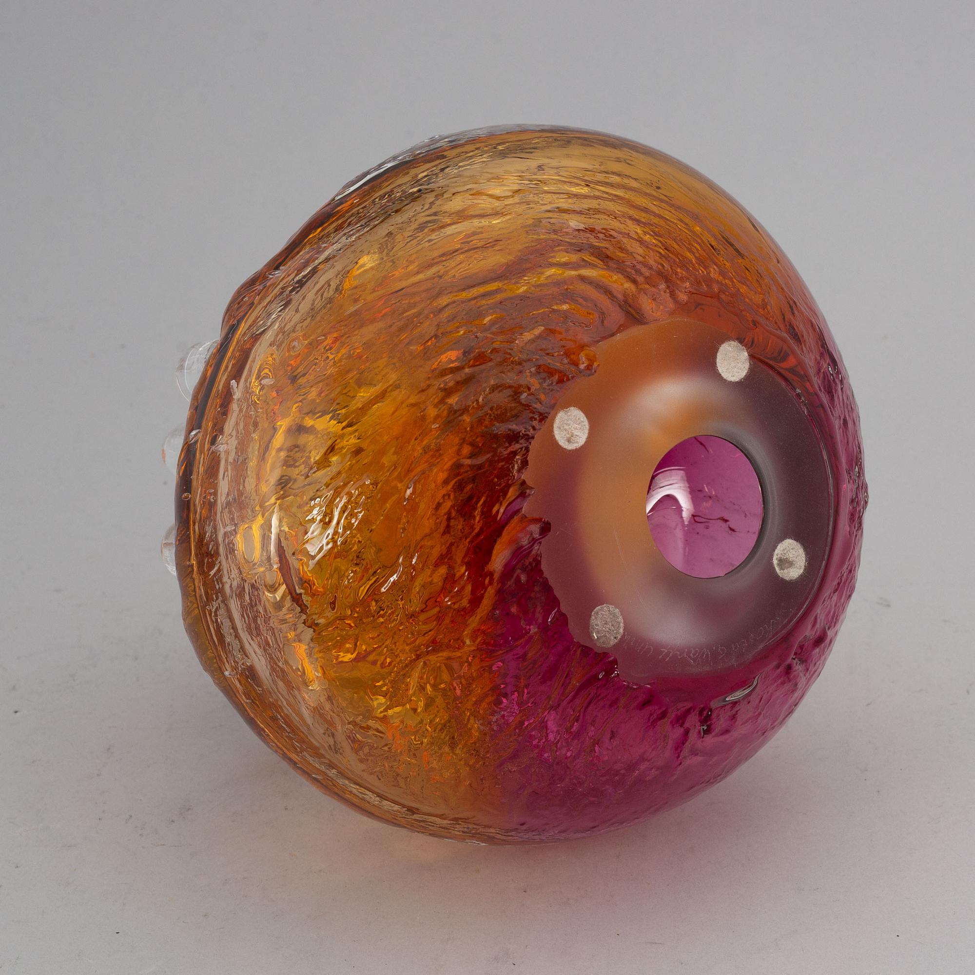 GÖRAN WÄRFF, a glass sculpture, Kosta, unik, signed.