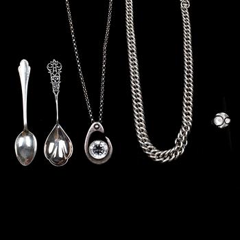 PARTI SILVER, 17 delar, silver och bergkristall, smycken och skedar. Totalvikt ca322g.