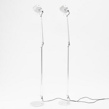 Michele De Lucchi & Giancarlo Fassina, golvlampor, ett par "Tolomeo", Artemide, Italien.