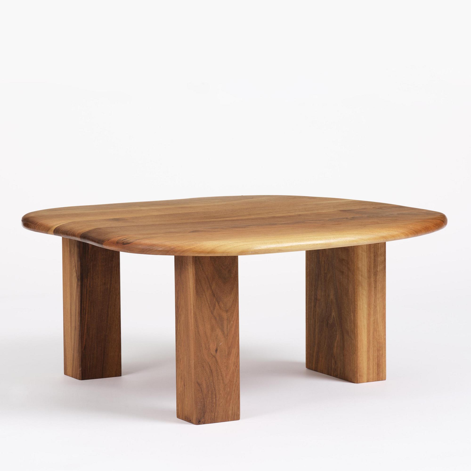 Niklas Runesson, soffbord, unikt, egen studio, Stockholm, 2021.