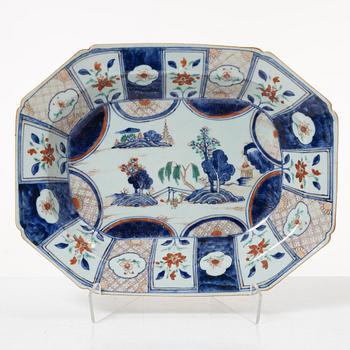 Terrinfat, kompaniporslin, Kina, Qingdynastin, Qianlong (1736-95).