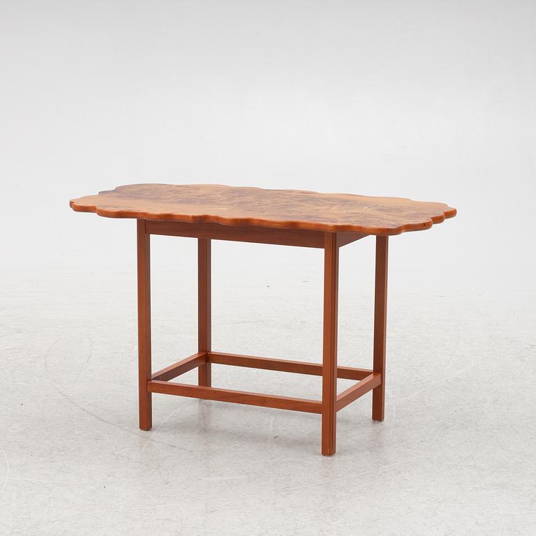 Josef Frank, a model B1058 table, Firma Svenskt Tenn, Sweden, post 1985.