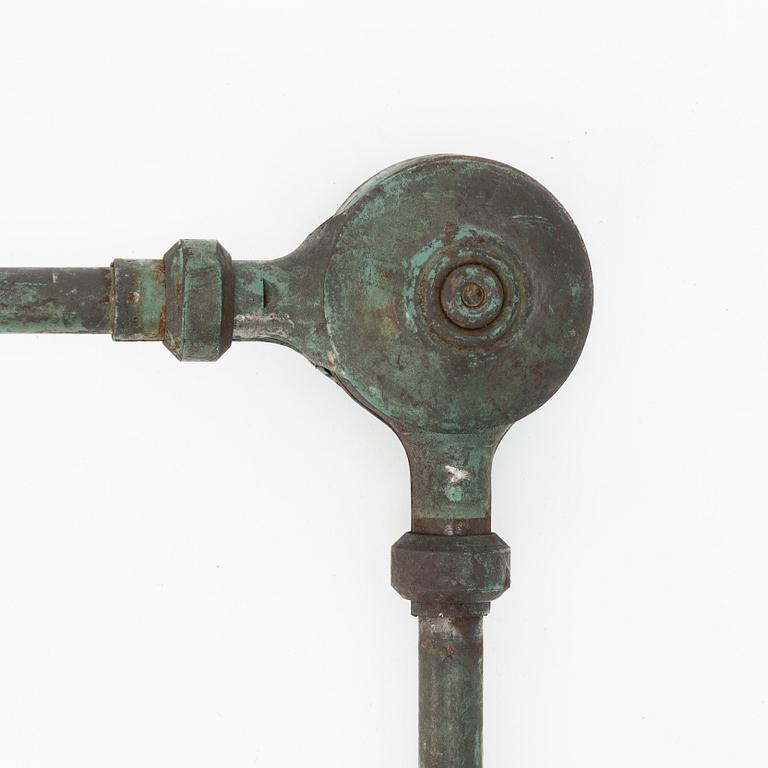 Industrilampa, 1900-talets mitt.