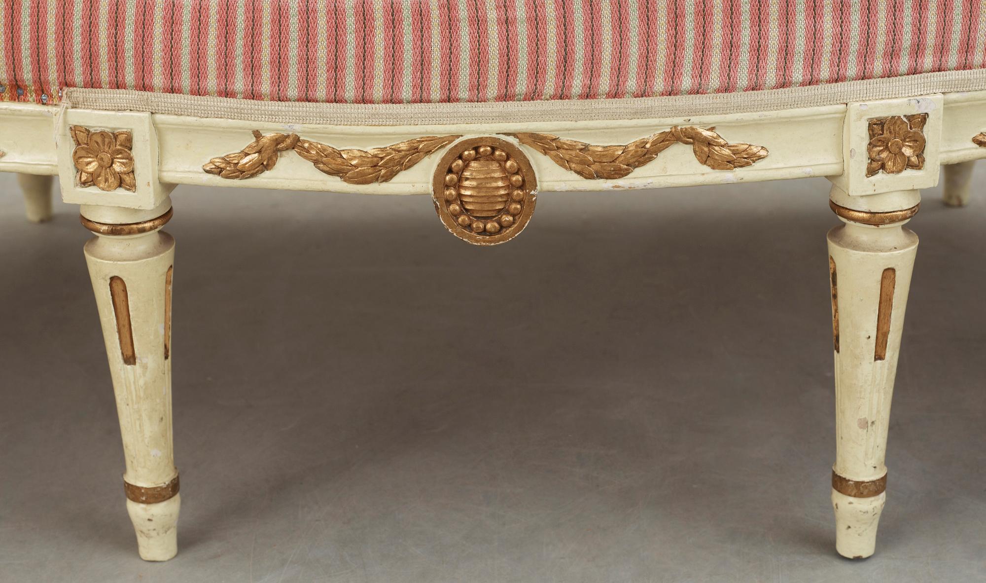 BADKARSSOFFA, gustaviansk stil, 1900-talets första hälft.