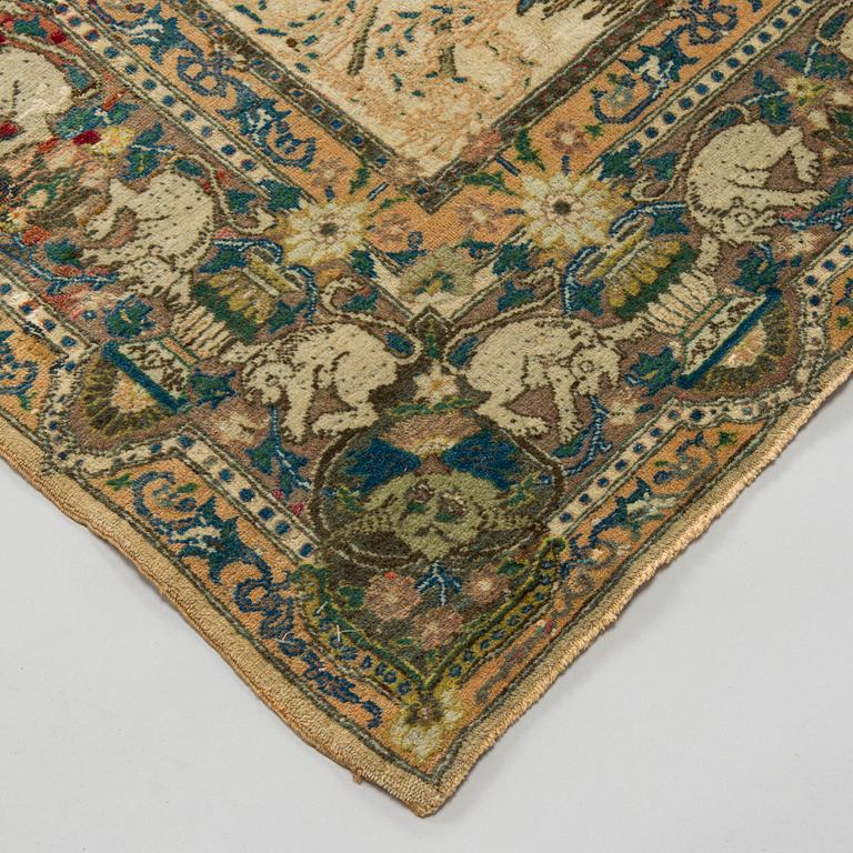 Matto, antiikki, figuraali, Täbris, Luoteis-Persia, n. 195 x 137 cm.