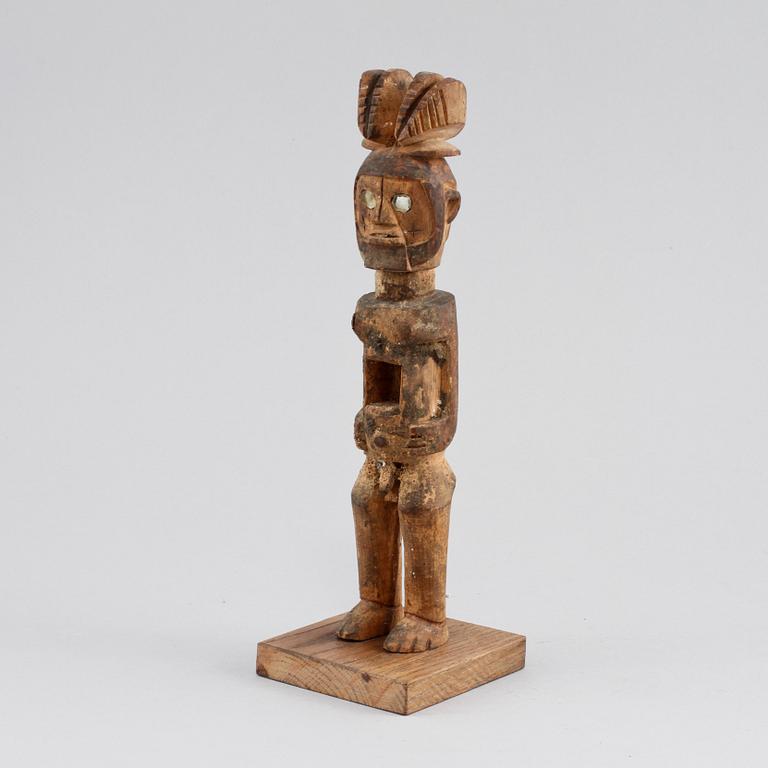 FIGURIN, trä, Afrika, 1900-tal.