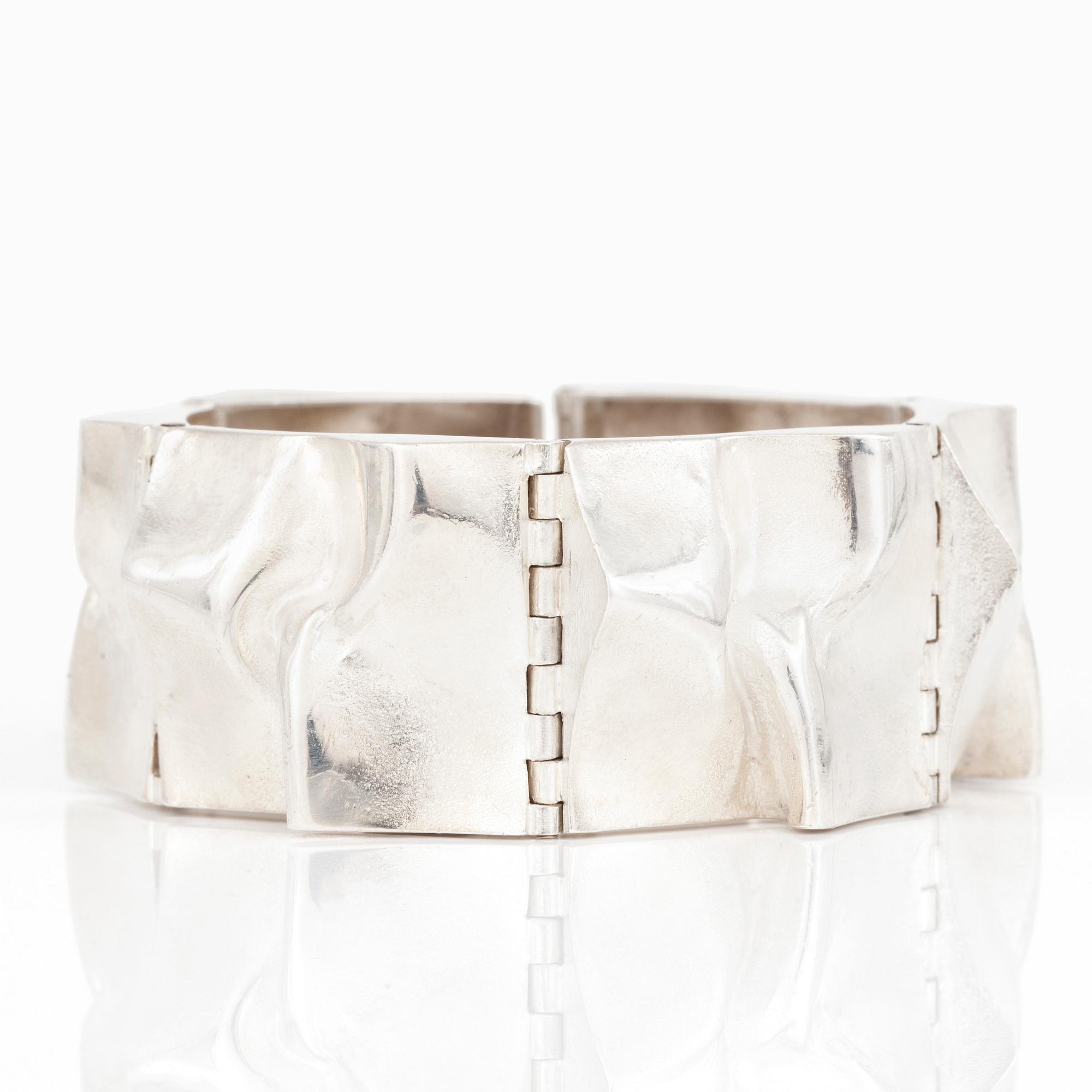 ARMBAND, sterling silver, Sirokuru, Åbo, vikt ca 71 g.