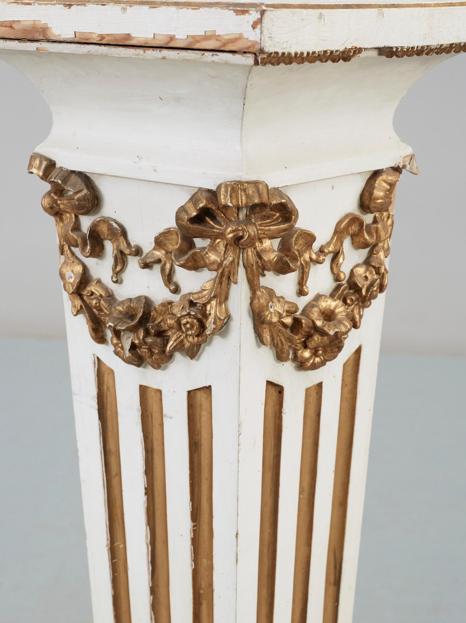 PIEDESTAL, gustaviansk stil, omkring år 1900.