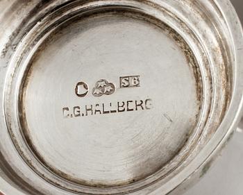 SUPKOPPAR, 9 st, silver, C G Hallberg, Stockholm, 1896. Vikt 100 g.