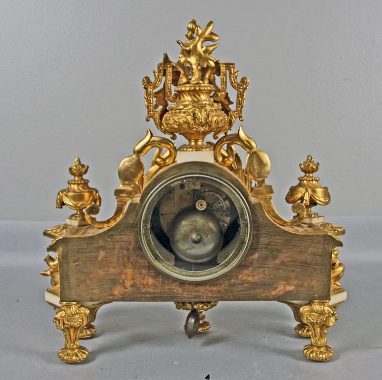 BORDSUR, Louis XVI-stil, 1800-talets slut.