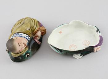 ASK, porslin, troligen Japan, 1900-tal.