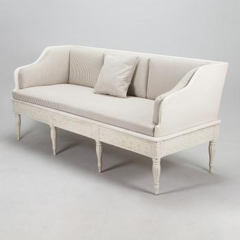 A Finnish sofa from the first half of the 19th century.