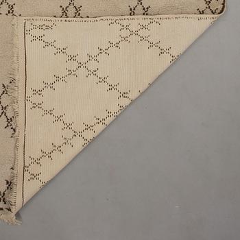 MATTA, Marocko. Ca 242x165 cm.