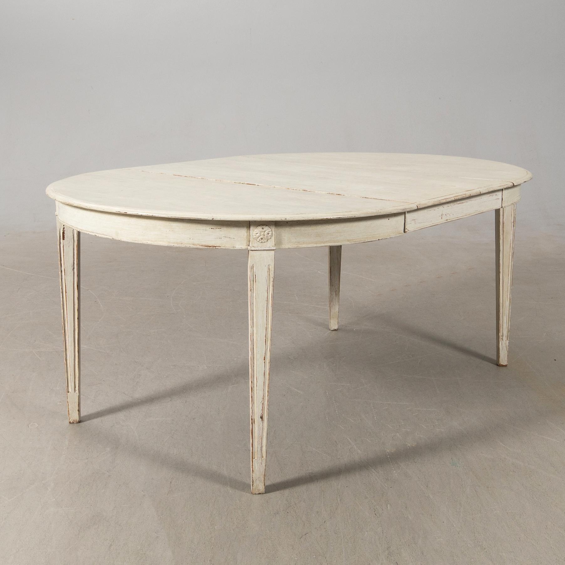 Matbord, Gustaviansk stil, omkring 1900.