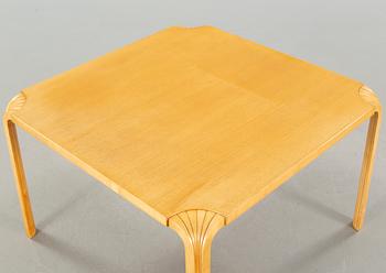 ALVAR AALTO, bord, modell "MX800B", Artek, 1900-talets andra hälft.