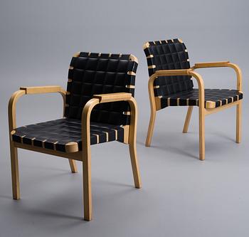 ALVAR AALTO, karmstolar, ett par, modell 45, Artek, 1900-talets slut.