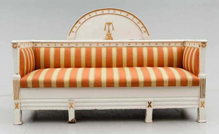SOFFA, gustavianskt provinsarbete, omkring år 1800.