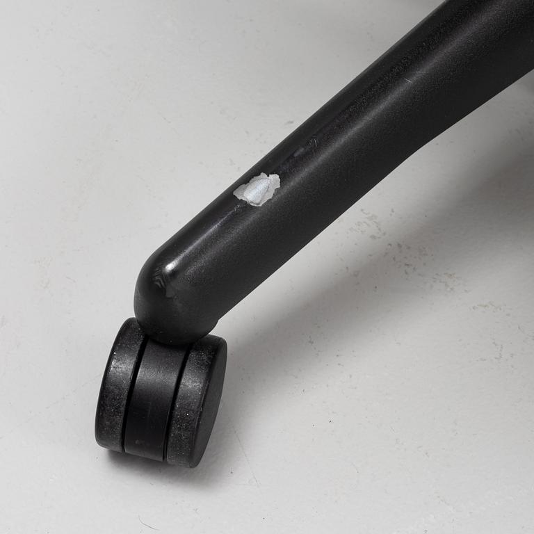 Don Chadwick och Bill Stumpf, skrivbordsstol, "Aeron", Herman Miller.