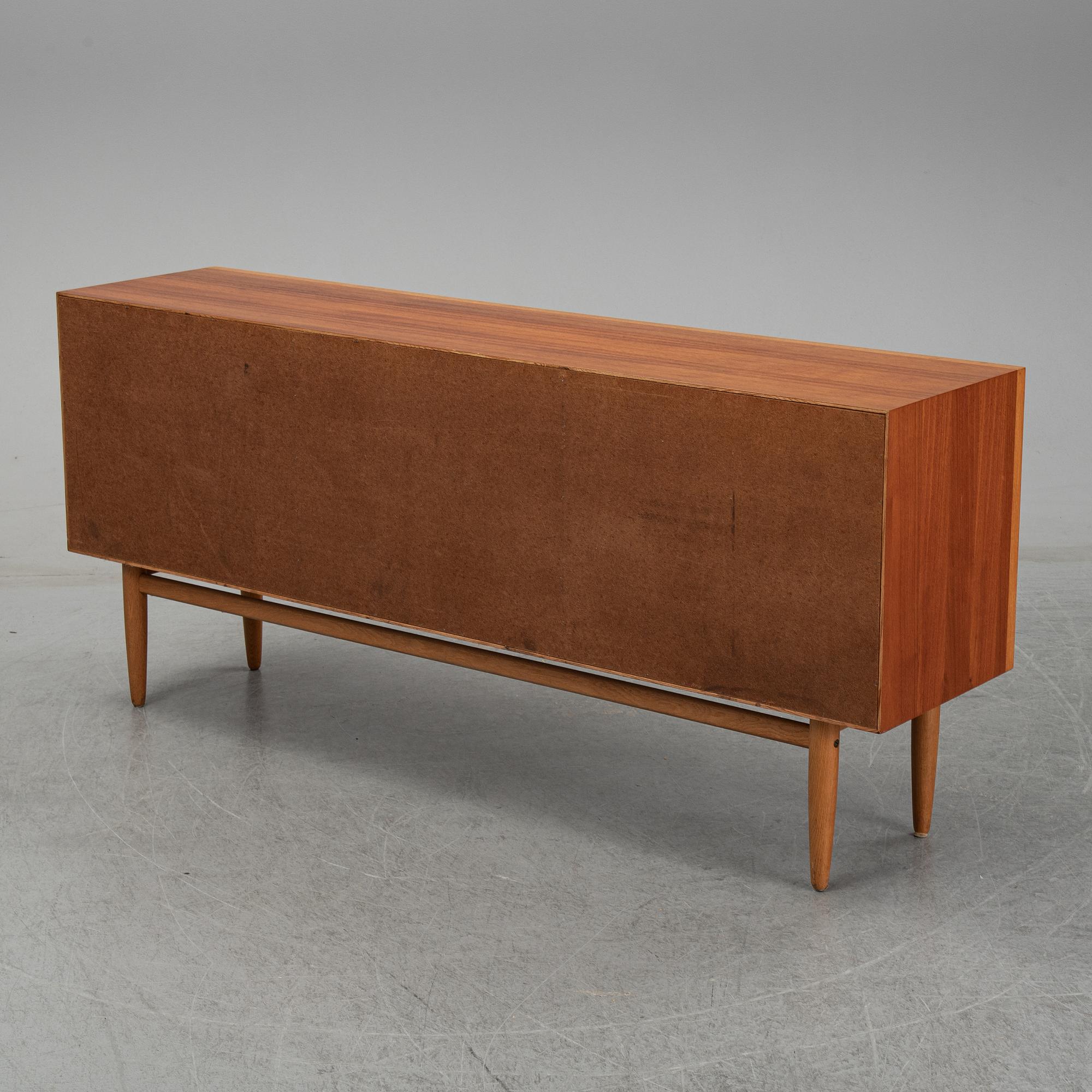 SIDEBOARD, teak, ca 1950-60-tal.