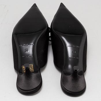 BALENCIAGA, a crepe de satin mules/kitten heels, app 38.