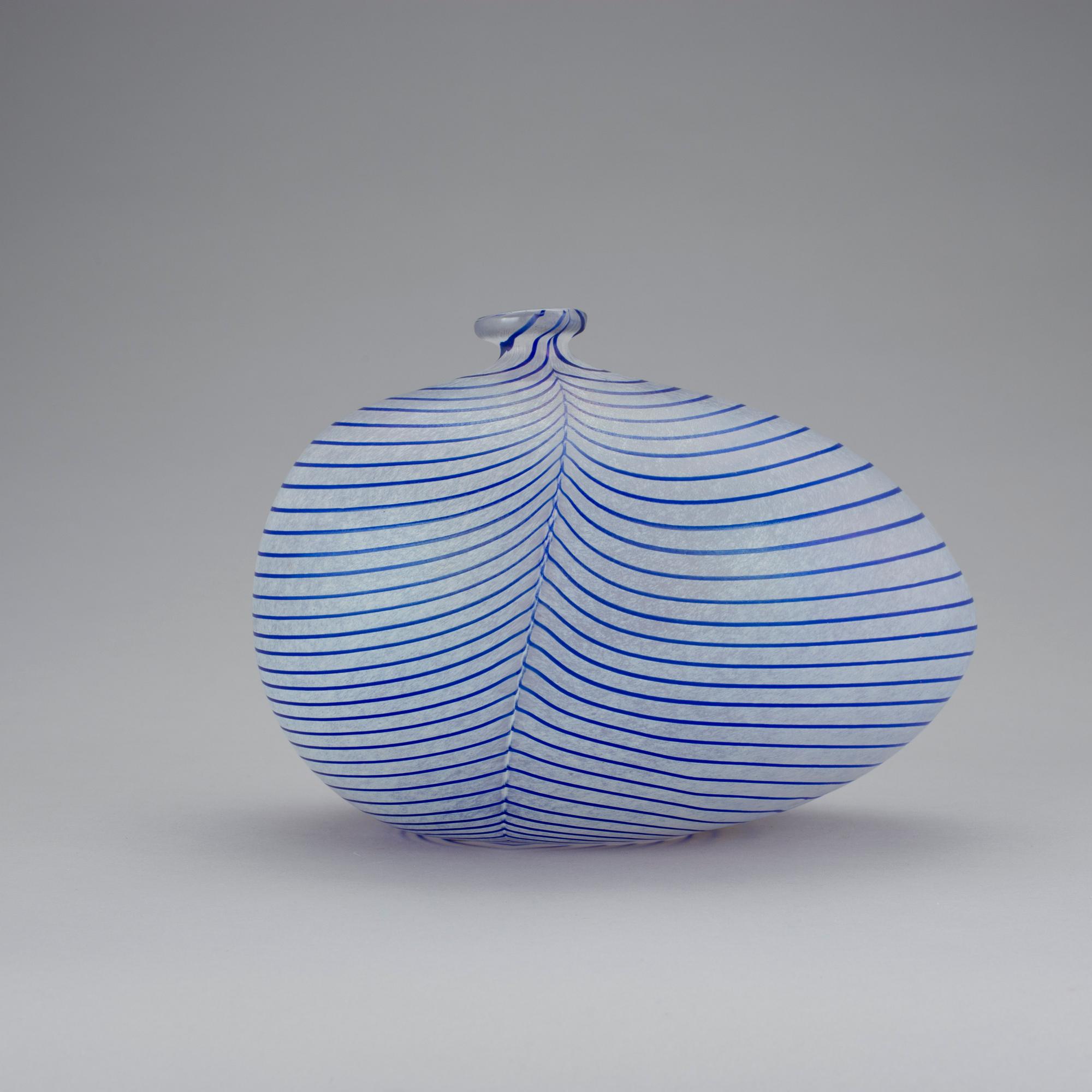 VAS, glas, Bertil Vallien, Kosta Boda, 1980-/90-tal.
