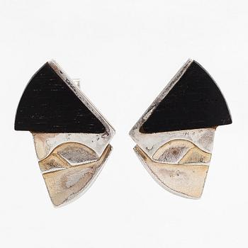 Zoltan Popovits, halsband och örhängen, sterlingsilver och ebenholtz, Lapponia 1985.