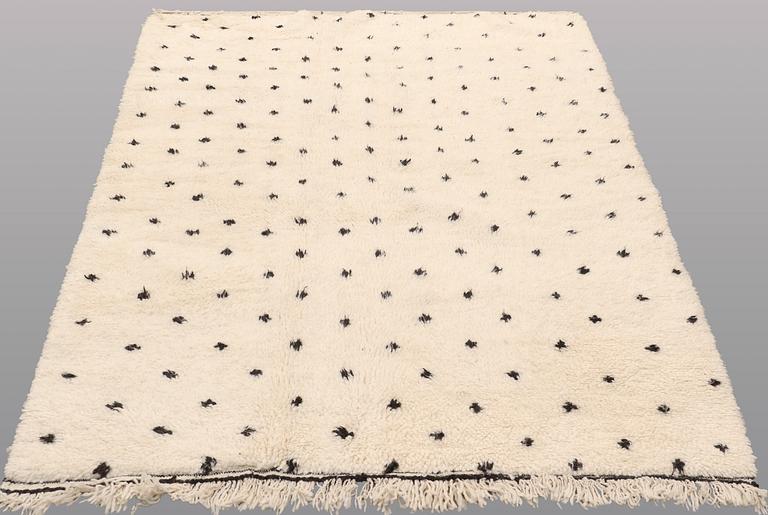 Matta, Marocko, ca 214 x 167 cm.