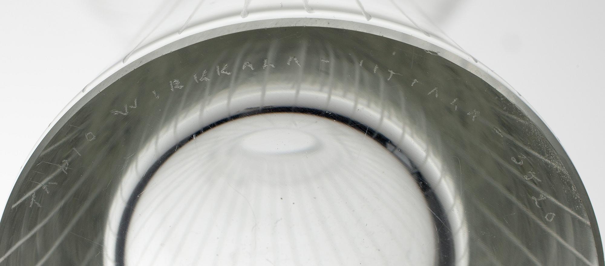 VAS, glas, signerad Tapio Wirkkala Iittala 3520.