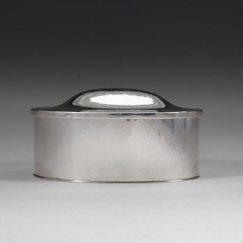 A Sigurd Persson sterling box, Stockholm 1973, executed by Wolfgang Gessl.