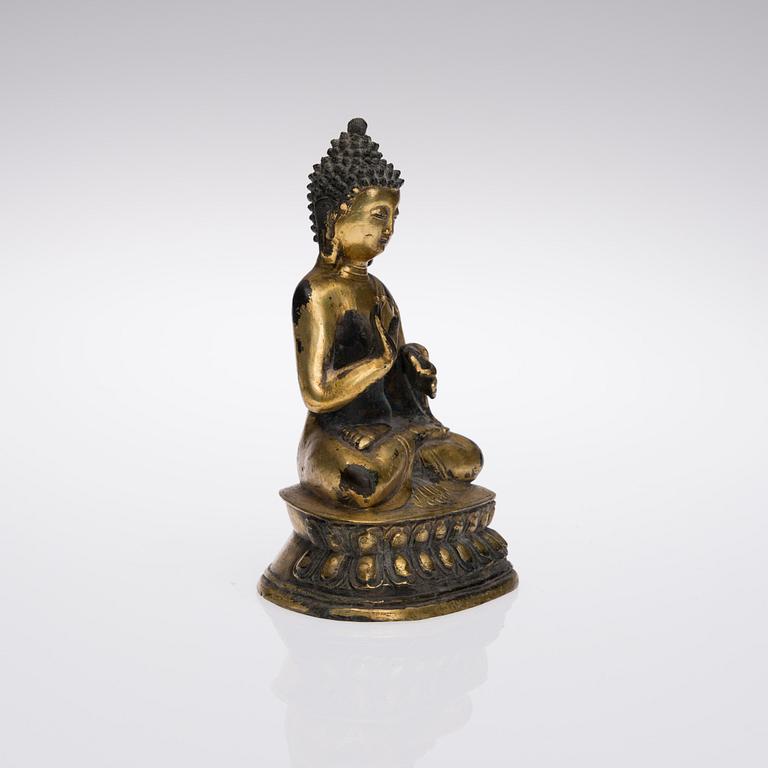 BUDDHA, skulptur, mässing, trol. Kina, 1900-talets första hälft.
