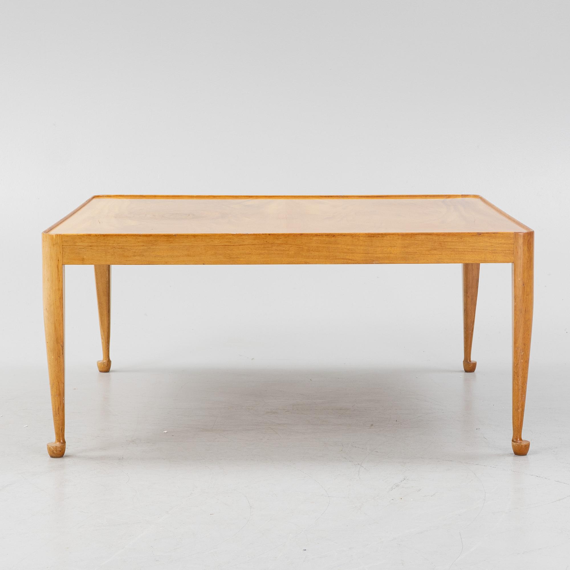 Josef Frank, a 'Diplomat' veneered coffee table, Firma Svenskt Tenn, prior to 1985.