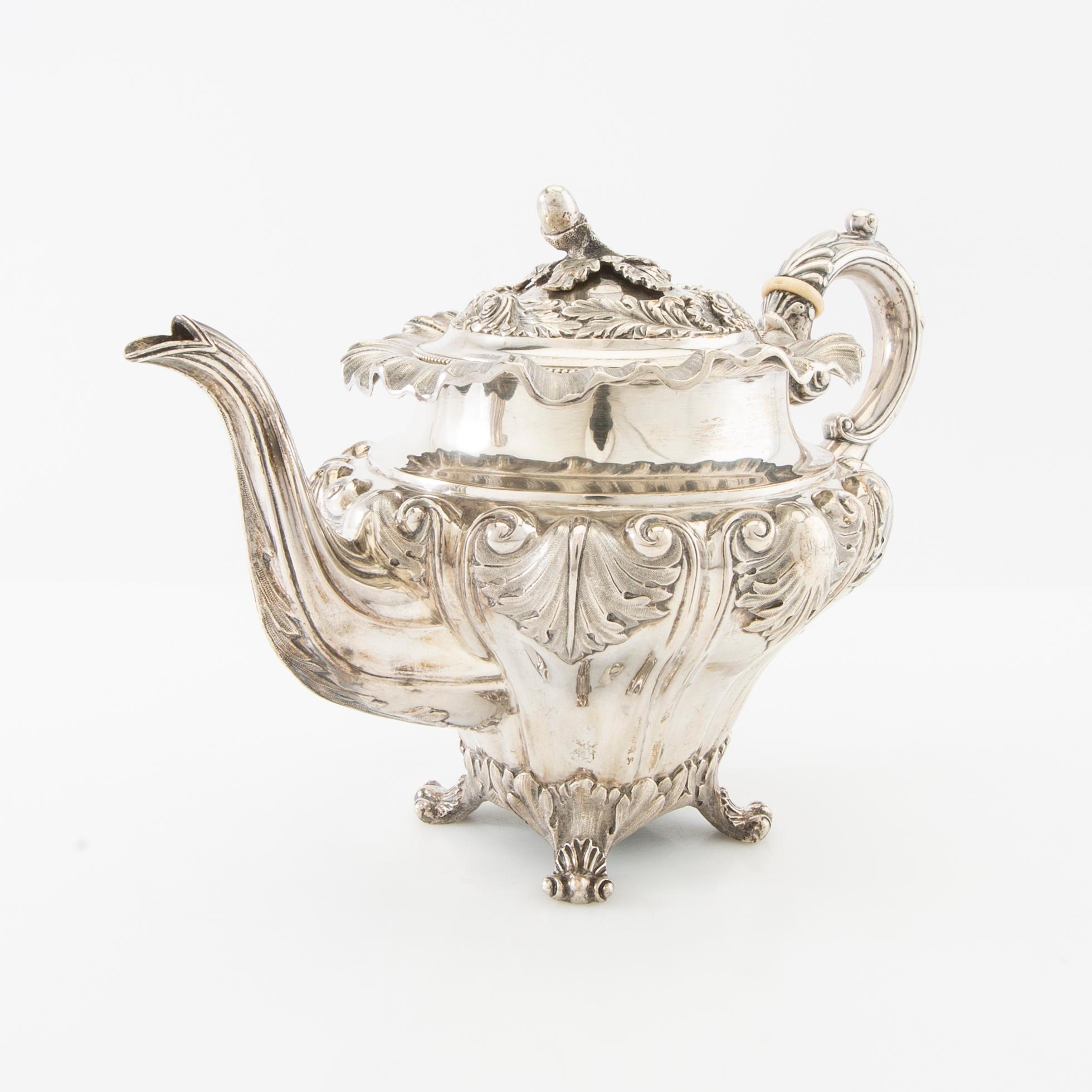 Gustaf Möllenborg, tekanna silver nyrokoko Stockholm 1842.
