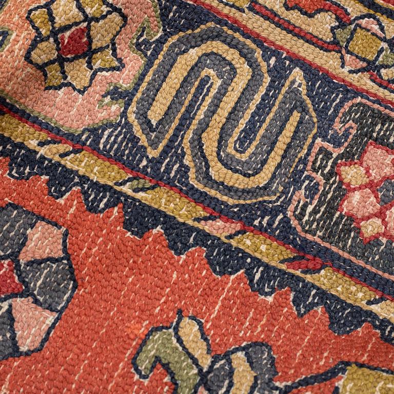 Rug, semi-antique Vorwek, ca 206 x 113 cm.