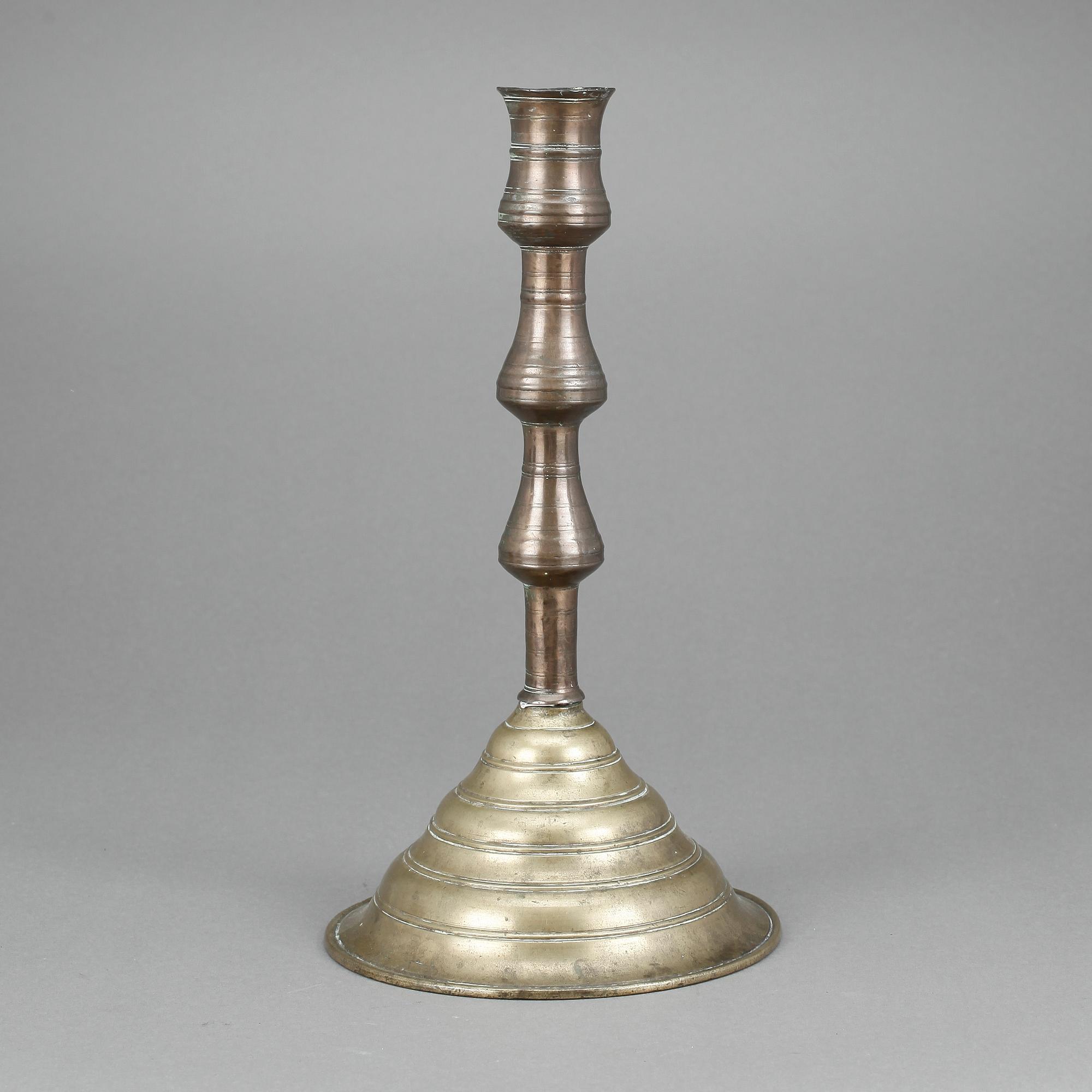 LJUSSTAKE, mässing samt koppar, Ottomansk 1700-tal.