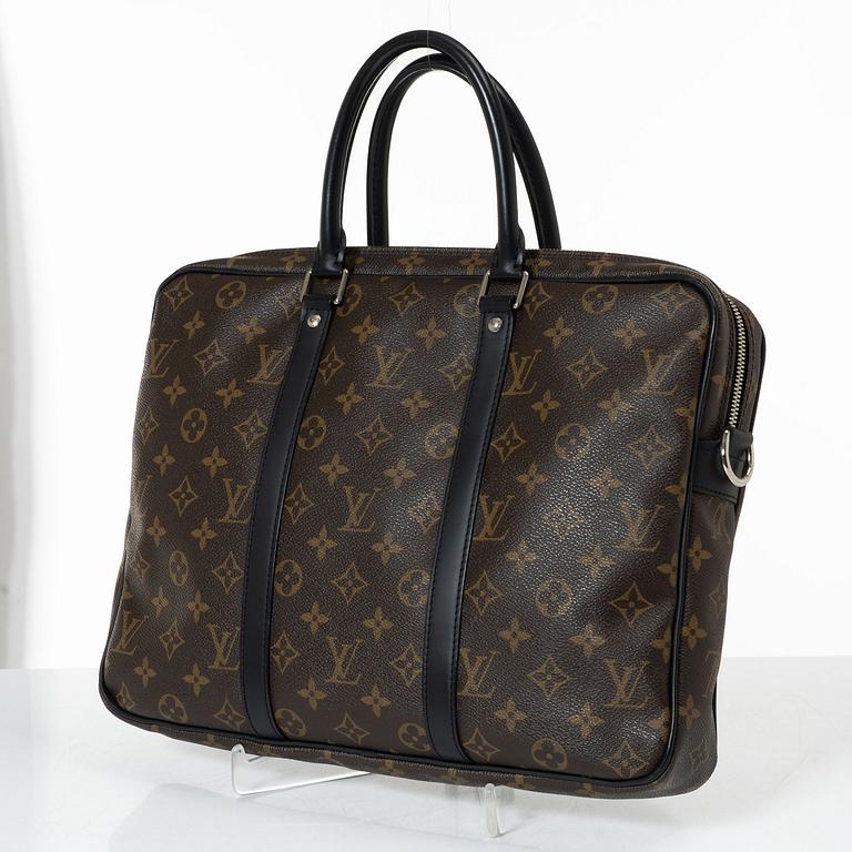 Louis Vuitton, "Travel Document Holder PM", 2018.
