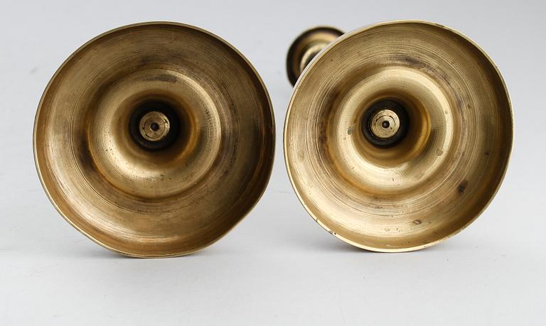 LJUSSTAKAR, 1 par, brons, möjligen Ryssland, empire, 1800-talets första hälft.