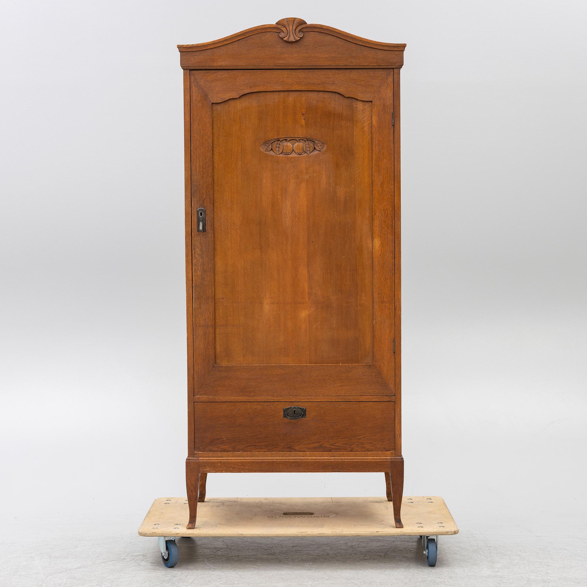 A wardrobe, Art Nouveau, early 20th century.