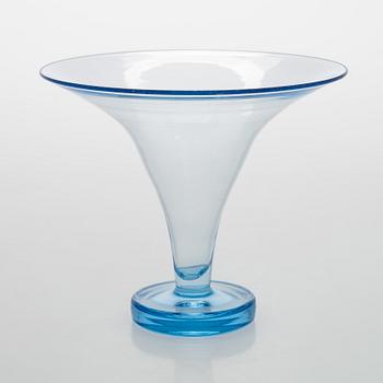 Arttu Brummer, A glas vase 'Fountain', signed Riihimäen Lasi Oy Brummer -45.