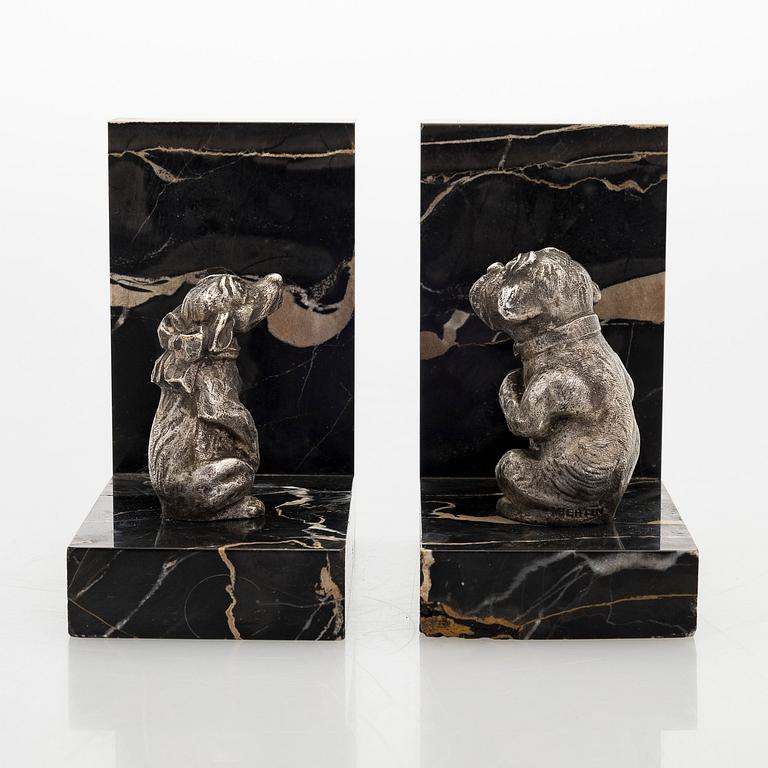 Bokstöd, ett par, stämplade i godset Bertin, Frankrike sannolikt 1925-30-tal.