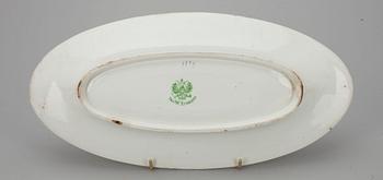 SERVERINGSFAT, porslin, Kuznetsov, 1900-talets början.