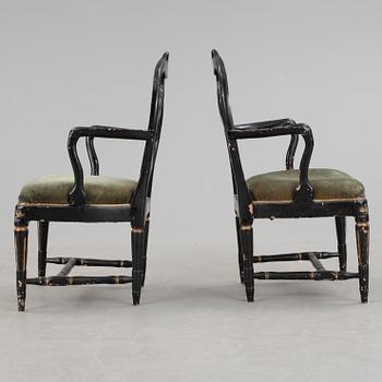 KARMSTOLAR, ett par, gustavianska, omkring 1800.