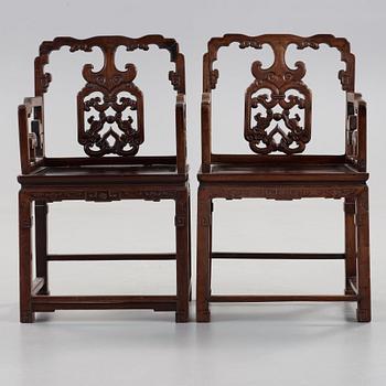 A pair of Zitan armchairs, 18/19th Century.