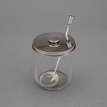 BURK för MARMELAD med tillhörande SKED, glas samt sterling silver, Sigvard Bernadotte för Georg Jensen, 1933-44.