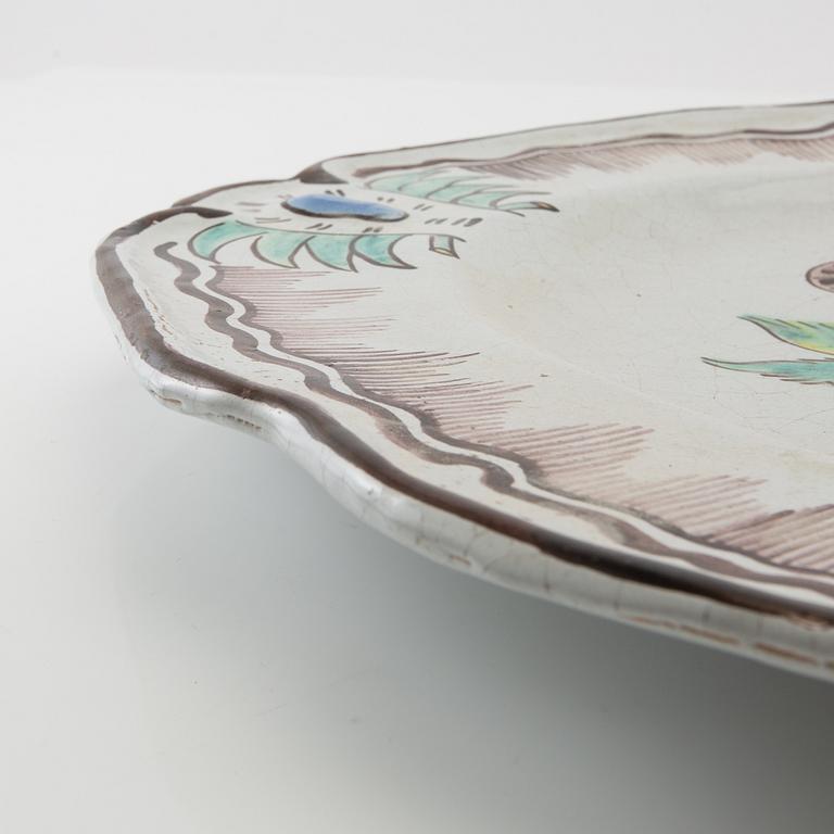 Serving platter, Rococo style, first half of the 20th century.