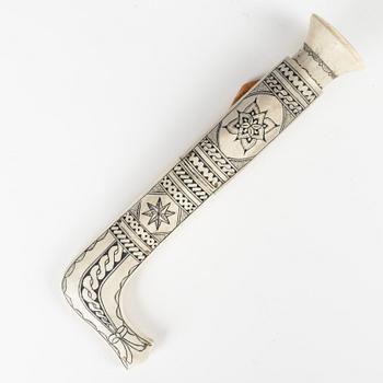 A reindeer horn knife attributed to Ante Jönsson, signed.