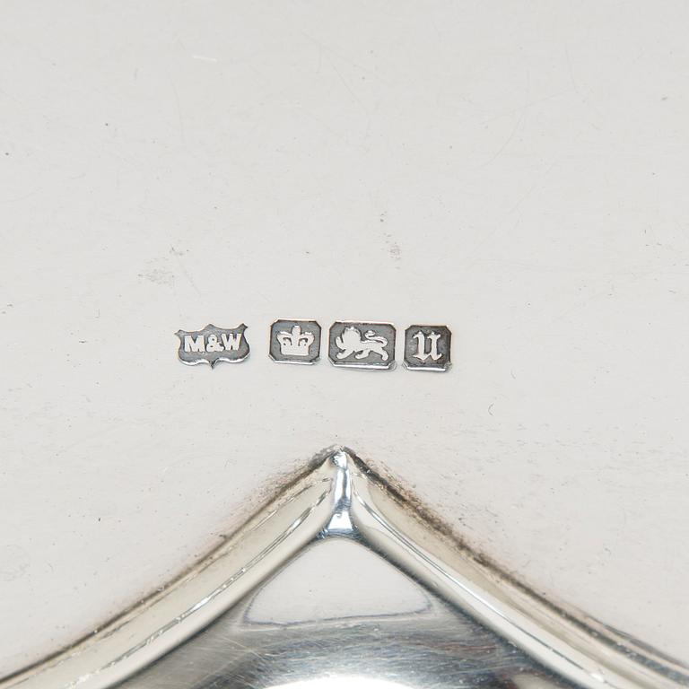 Brickbord, sterlingsilver och mahognyfaner, Mappin & Webb, London 1912, stommen av Paul Boman.