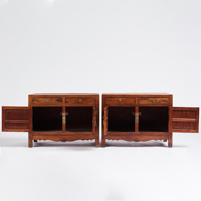 A pair of huanghuali cabinets, Qing dynasty.