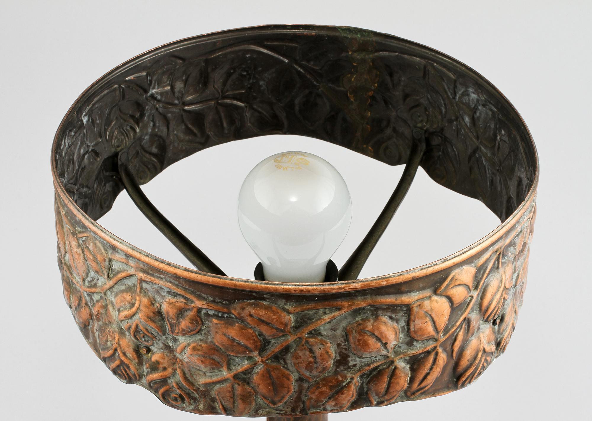 LAMPFOT, jugend, 1900-talets början.