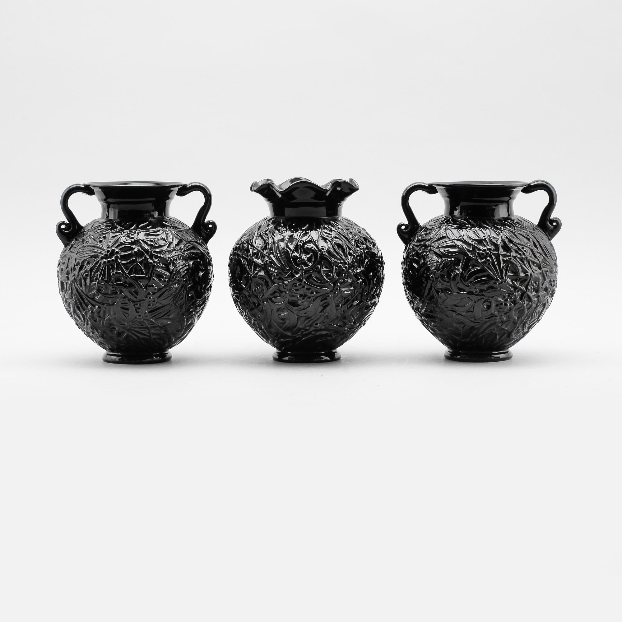 VASER, 3 st, glas, "modell Lalique", Elme, 1900-talets första hälft.