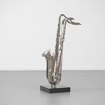 FERNANDEZ ARMAN, skulptur i nickelpläterad brons signerad Arman och numrerad 19/100.
